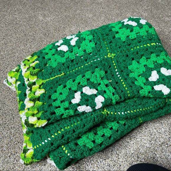 Vintage Granny Square Green Afghan Throw 64 x 83in - Picture 4 of 4